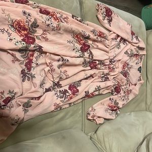 Women’s size medium dress rue 21 high low dress